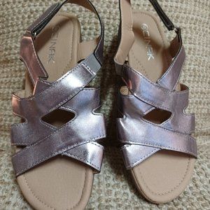 Cinak Adjustable strapped sandals (8)